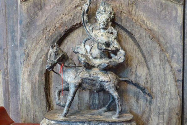 Pelden Lahmo - Kultfigur aus Nepal