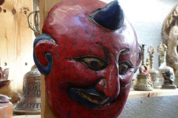 Maske - Messingeinlegearbeit aus Nepal