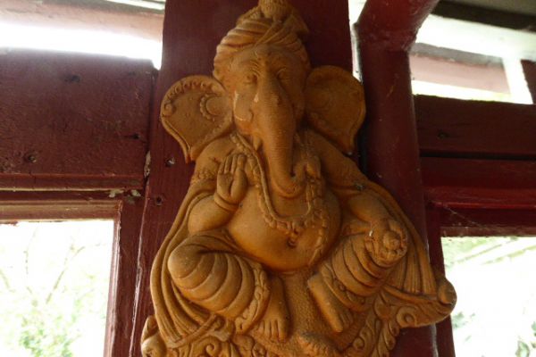 Ganesha - Tonrelief aus Indien